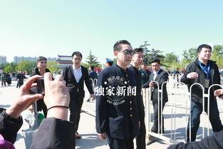 杨洁现场爆料视频大全集,揭秘幕后故事与精彩瞬间  第1张